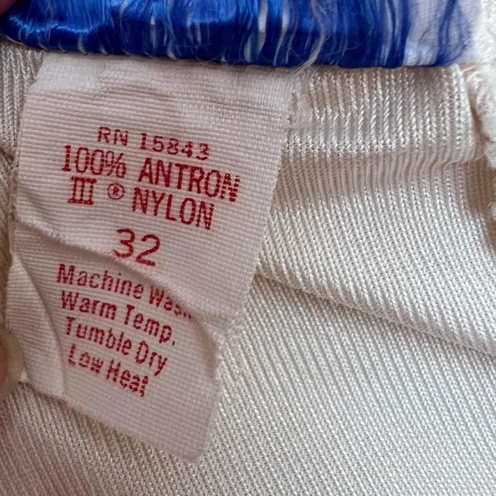 Vintage Grand Design Slip Size 32 - Picture 9 of 9